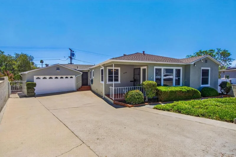 4235 Francis Way, La Mesa, CA 91942
