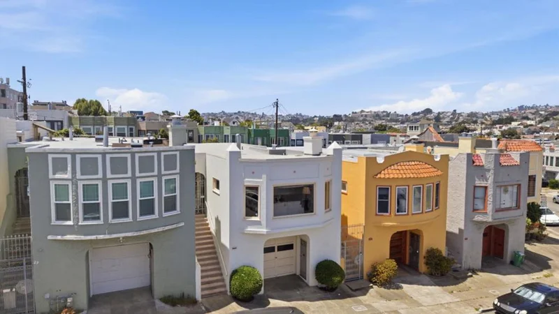 35 Castle Manor Avenue, San Francisco, CA 94112