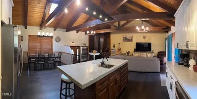 15909 Edgewood