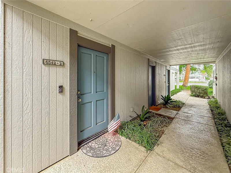Photo 2 of 6542 Stoney View 2