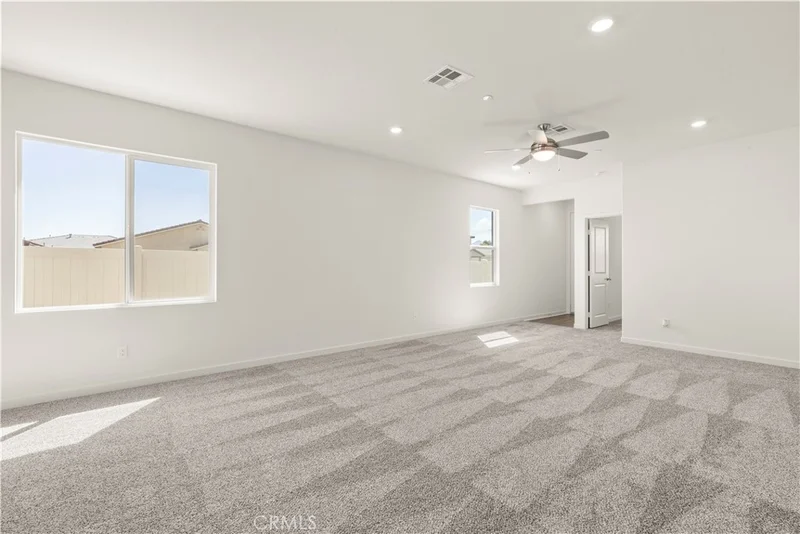 Photo 2 of 42471 Aruba Drive