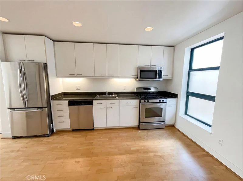 Photo 2 of 161 Gilbert Street 16