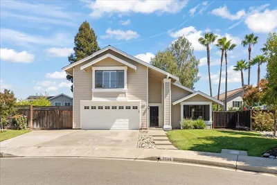 7039 Corte Del Oro
