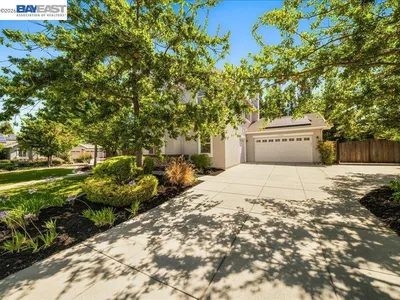 2444 French Oak Pl photo 2