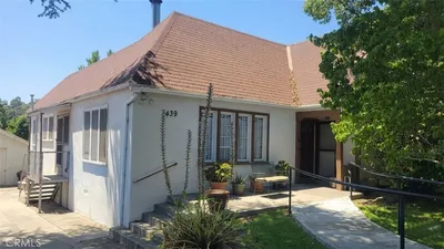 439 N Encinitas