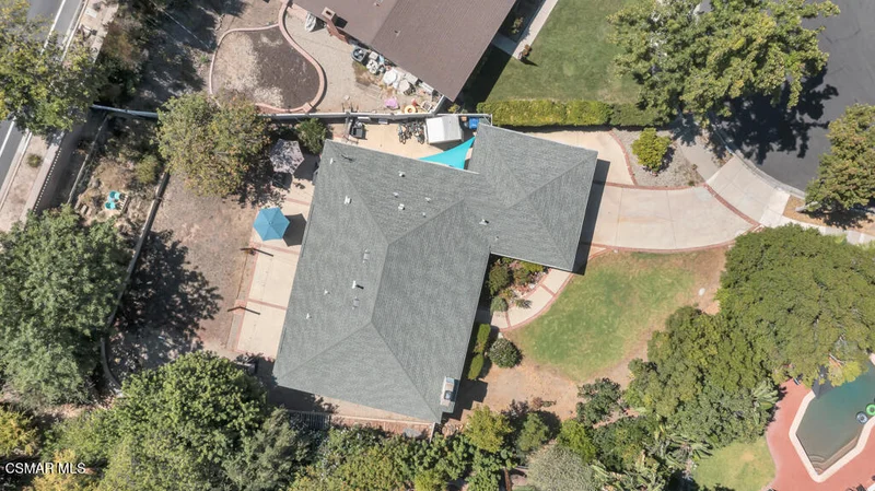 Photo 2 of 1060 Colby Circle