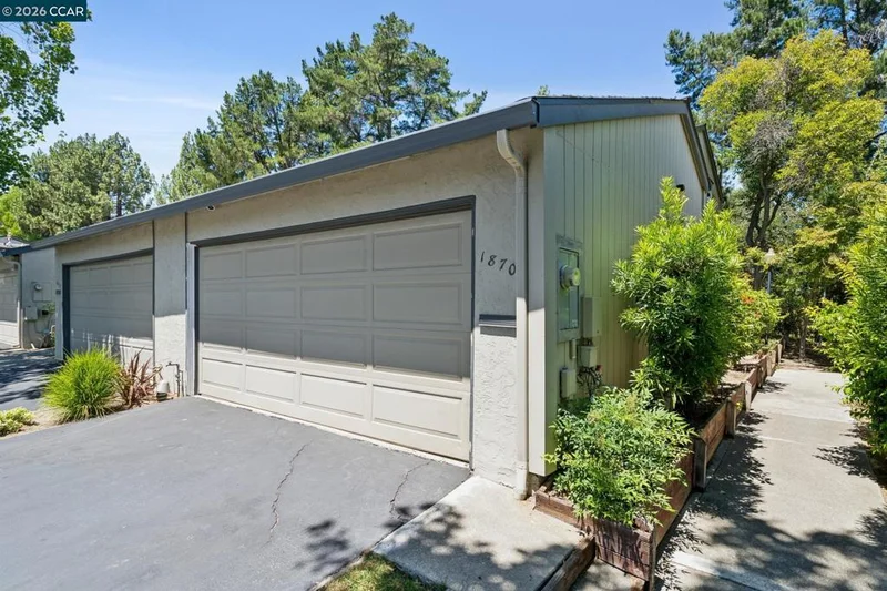 1870 Cannon Dr