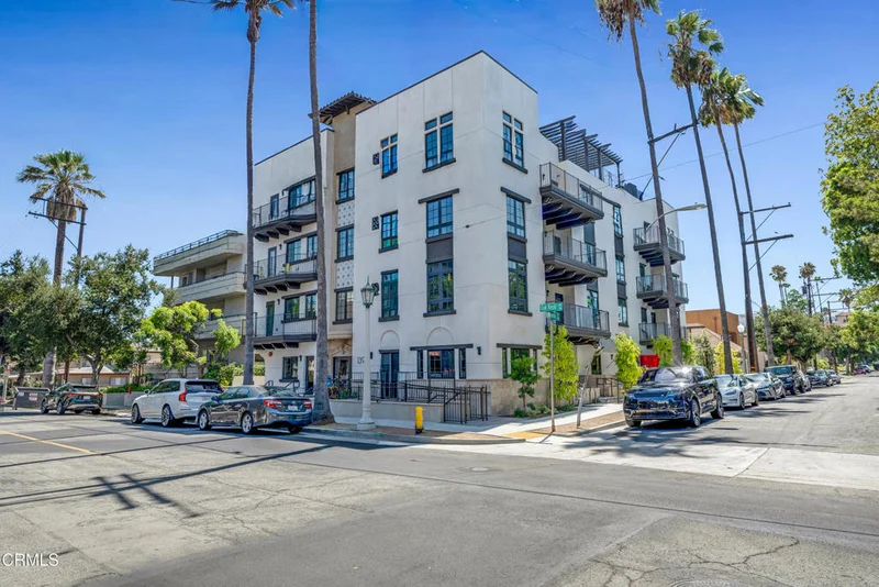 139 S Oak Knoll Avenue 103, Pasadena, CA 91101