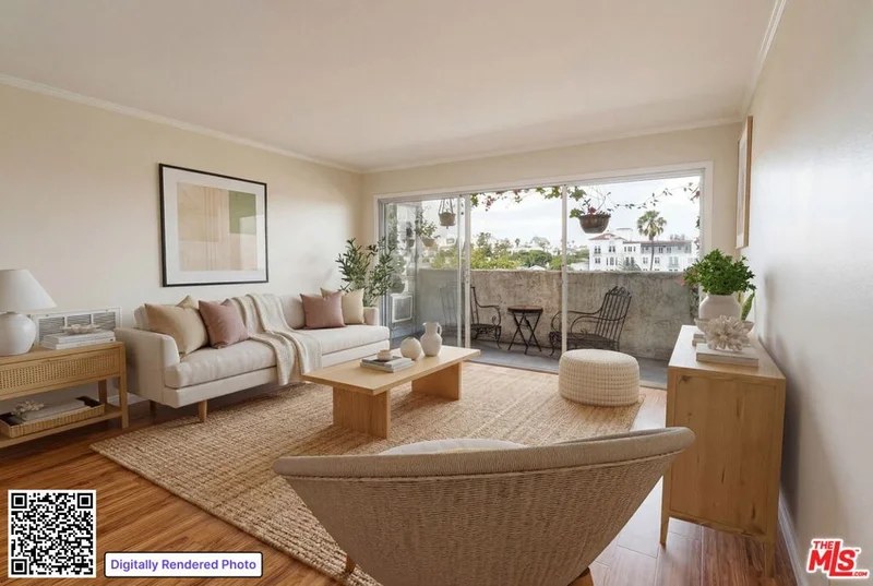 8400 De Longpre Avenue 410