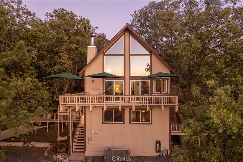 1403 Yosemite