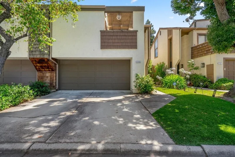 4749 La Pinta Way