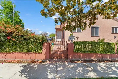 4503 Darien photo 2