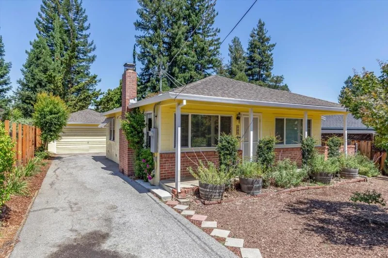 825 Terrace Drive, Los Altos, CA 94024