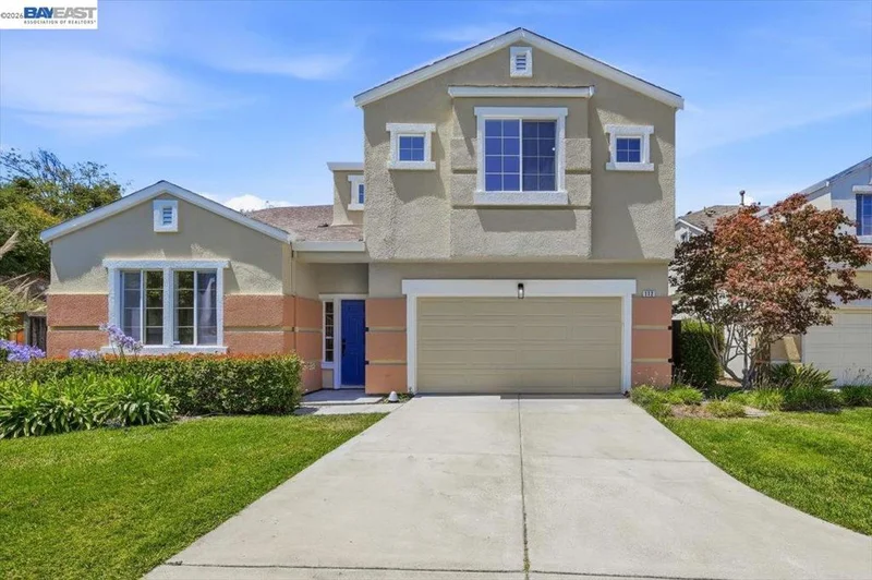 112 Ridgepoint Ct, Hercules, CA 94547