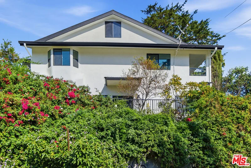 1301 Angelus Avenue photo 2