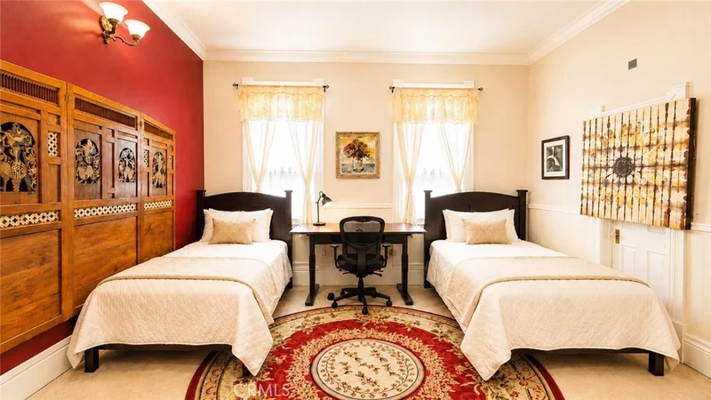 225 N Lima St 102