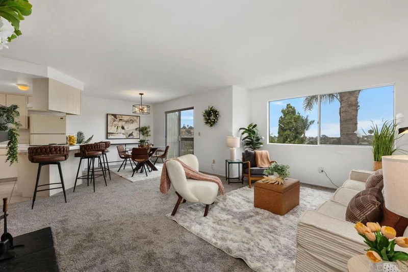 155 Rosebay Dr 2, Encinitas, CA 92024