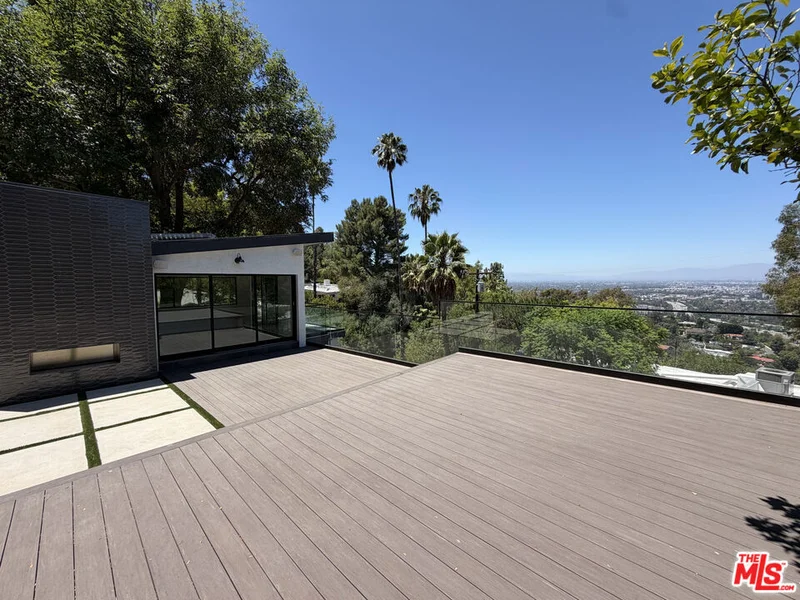 3565 Multiview Drive