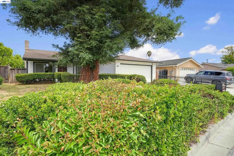 32466 Lake Berryessa Dr