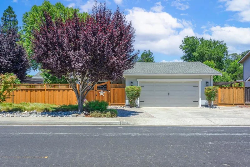 1080 Easy Street