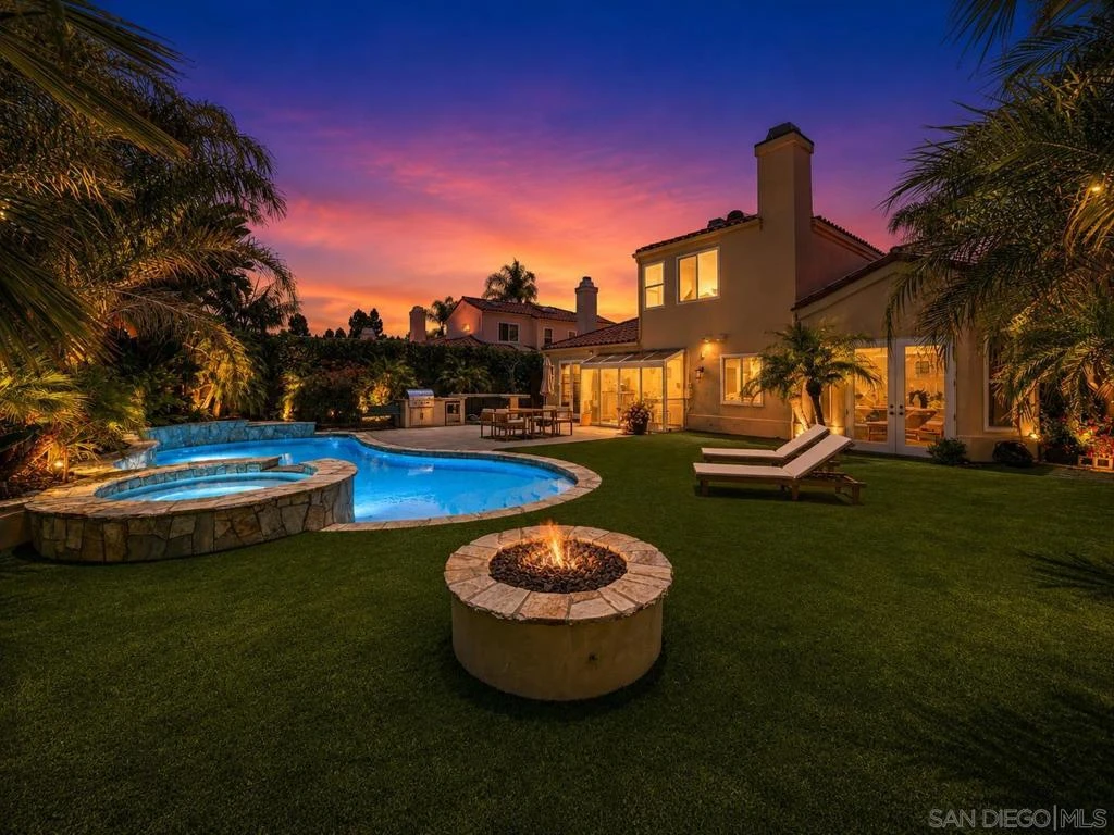 Interior 4