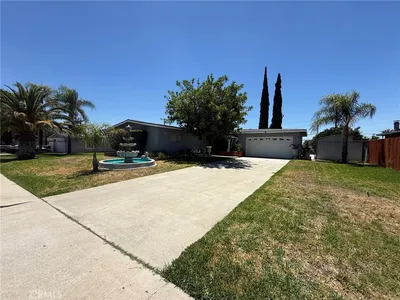 1275 E 37th photo 2