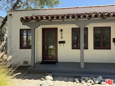 92 S Sunnyslope Avenue