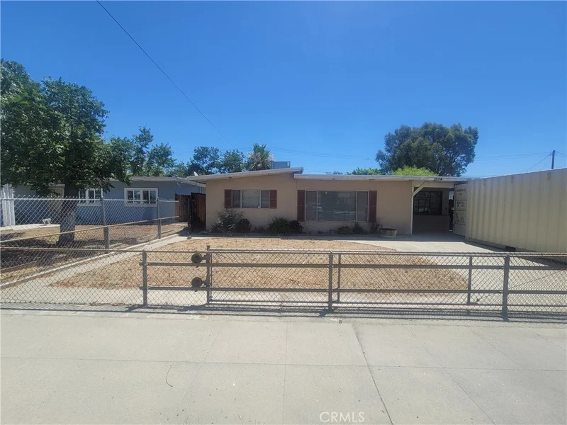 1594 Bordwell, Colton, CA 92324
