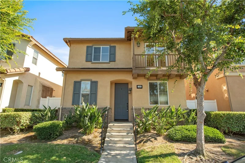 218 Kensington, Irvine, CA 92606