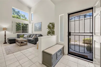 3423 E White Chapel Court E photo 2