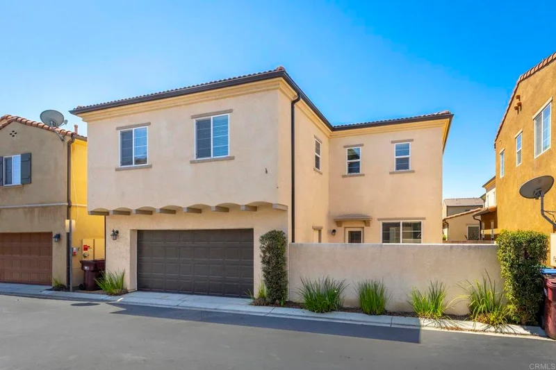 37337 Paseo Violeta