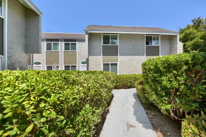 6333 College Grove Way 5111 photo 2