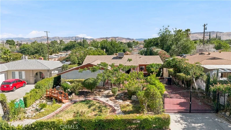 1350 E Avenue R3