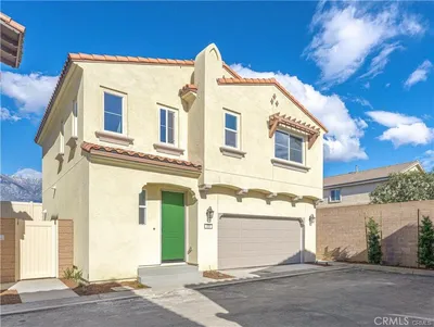 466 Meyer Place photo 2