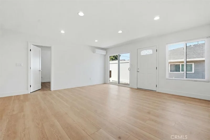 307 N Tustin C photo 2