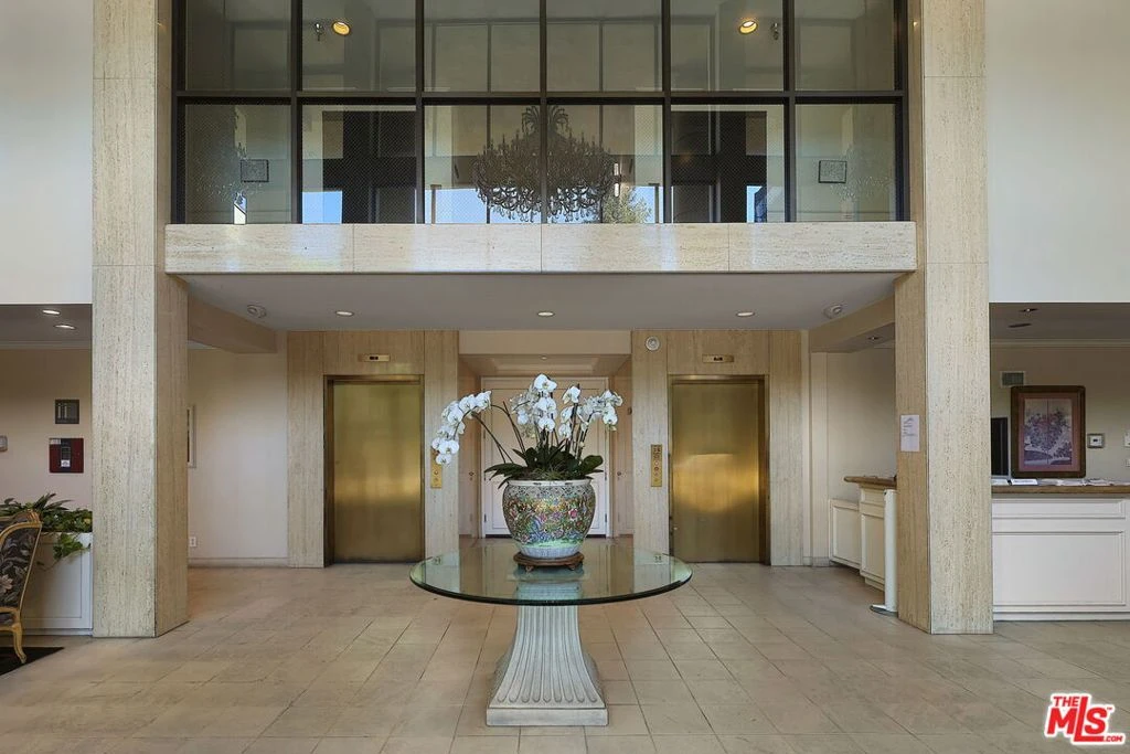 Interior 1
