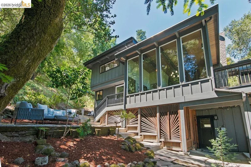 Photo 2 of 26 Fern Way