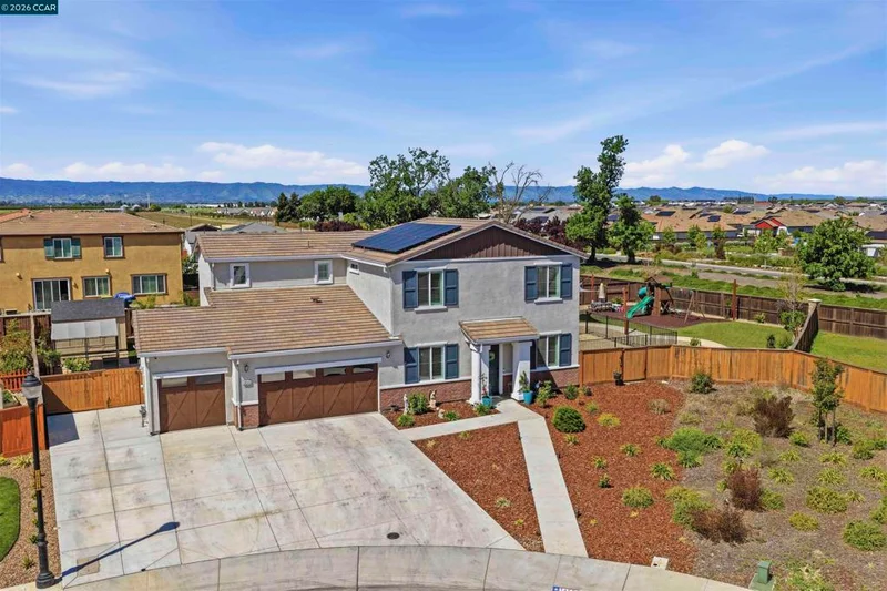1655 Apricot Ct