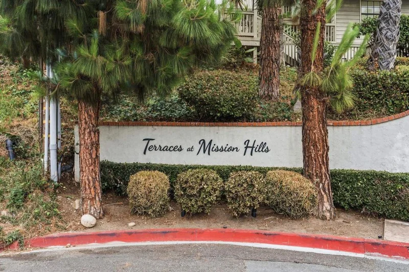 3961 Hortensia Street H10