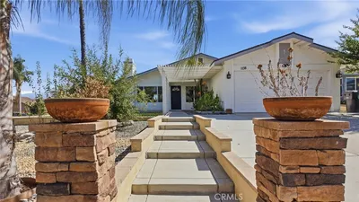 1138 Creekside photo 2