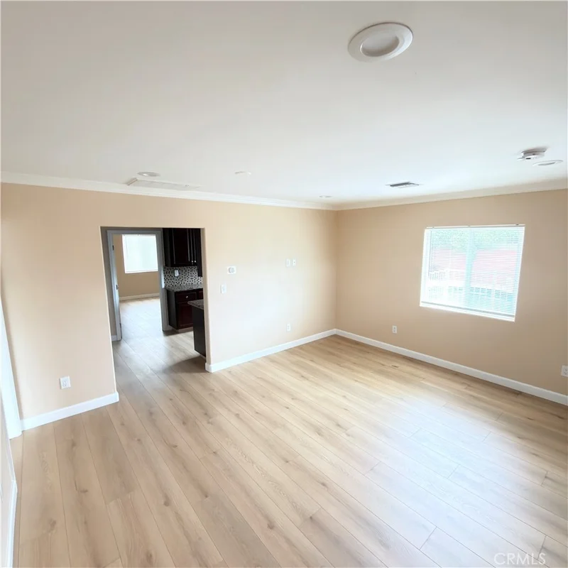 8018 Radford Avenue photo 2