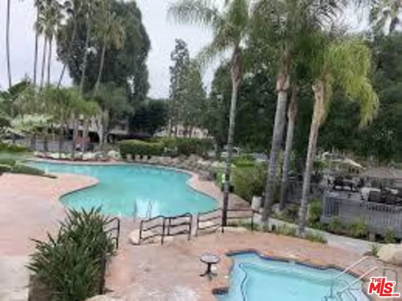 21400 Burbank Boulevard 223 photo 2