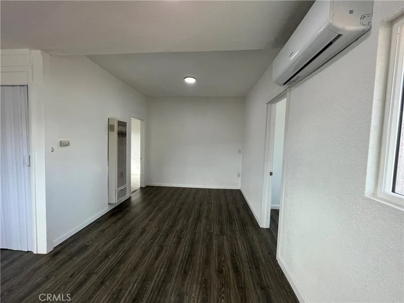 1906 Mentone Blvd A photo 2
