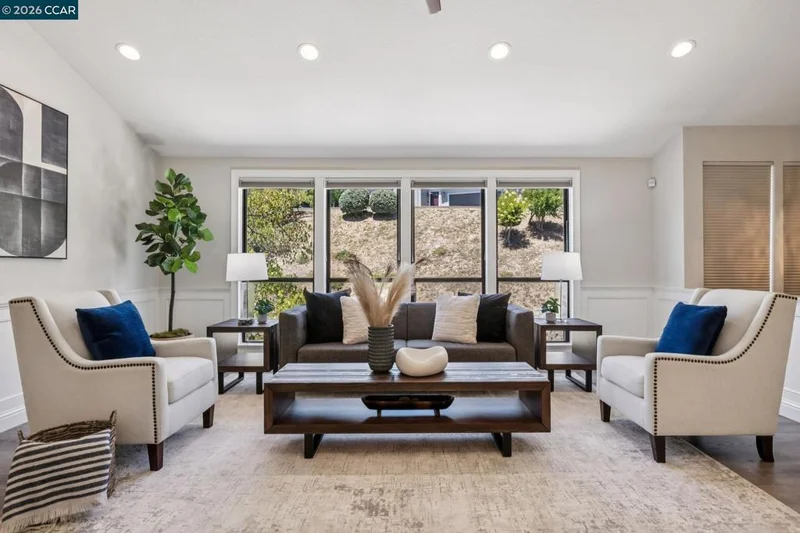 12 Heritage Oaks Rd