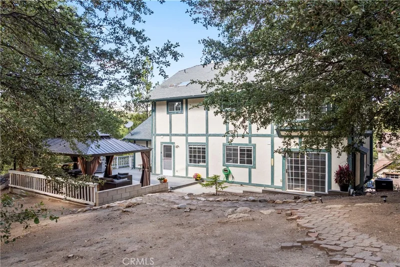 955 Teakwood Drive photo 2