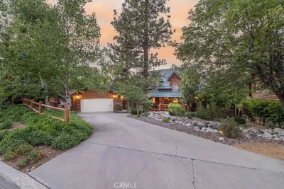 42668 Timberline Trail