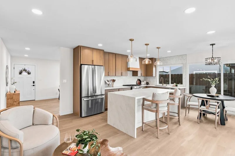 8771 Arcturus Way, San Diego, CA 92126