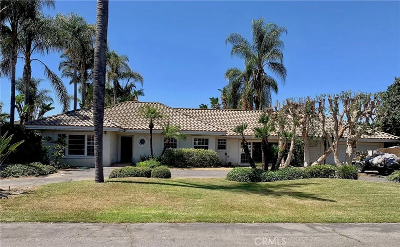 8144 Valdina, Downey, CA 90240