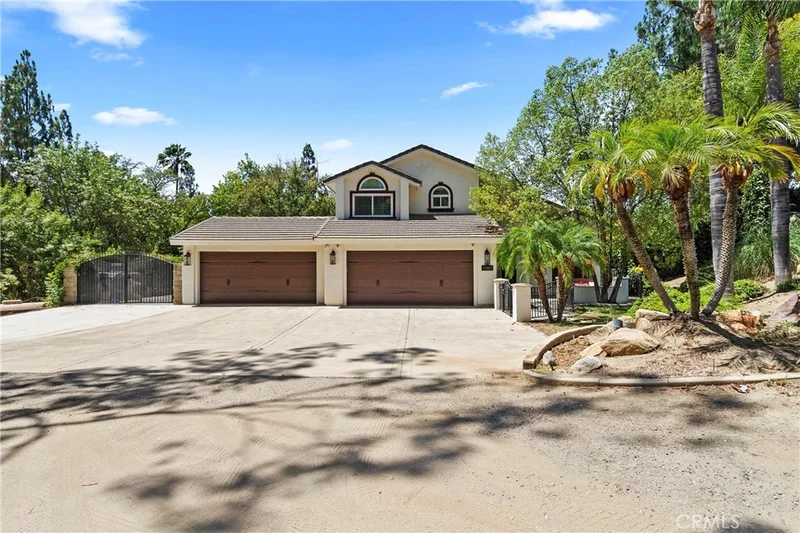 15605 Creekview Trail