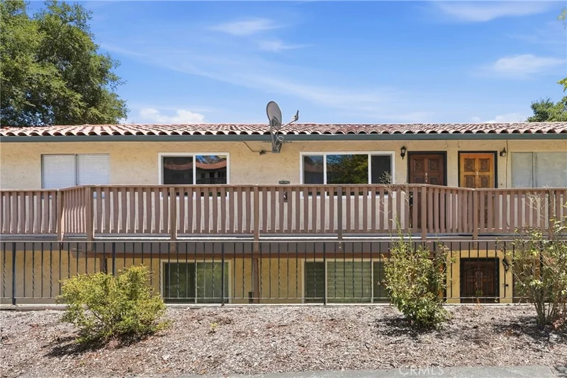 5580 Traffic Way 2, Atascadero, CA 93422